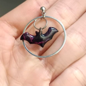 Ohrringe Fledermaus schwarz violett klein